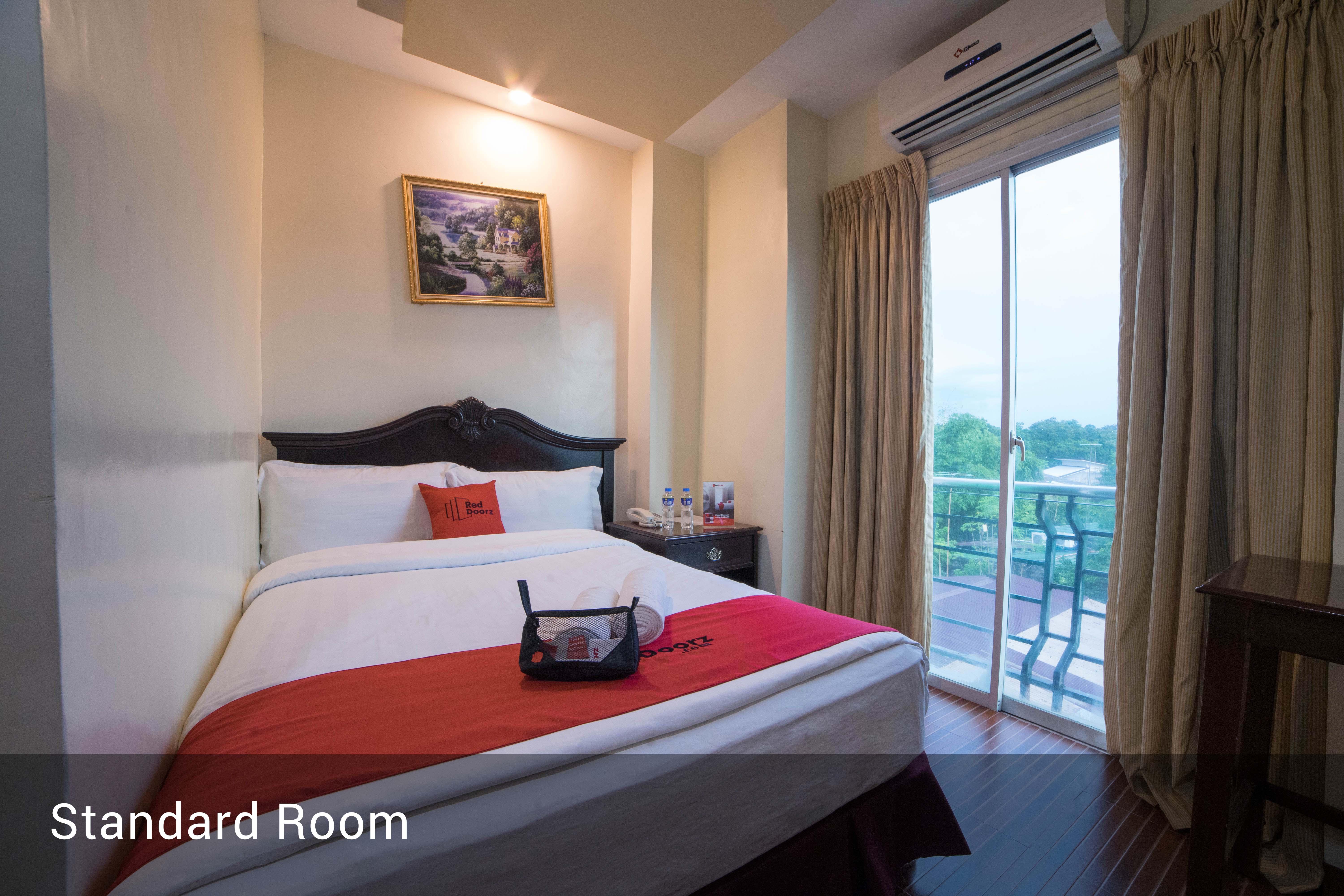 Reddoorz Plus @ Balibago Angeles City Εξωτερικό φωτογραφία