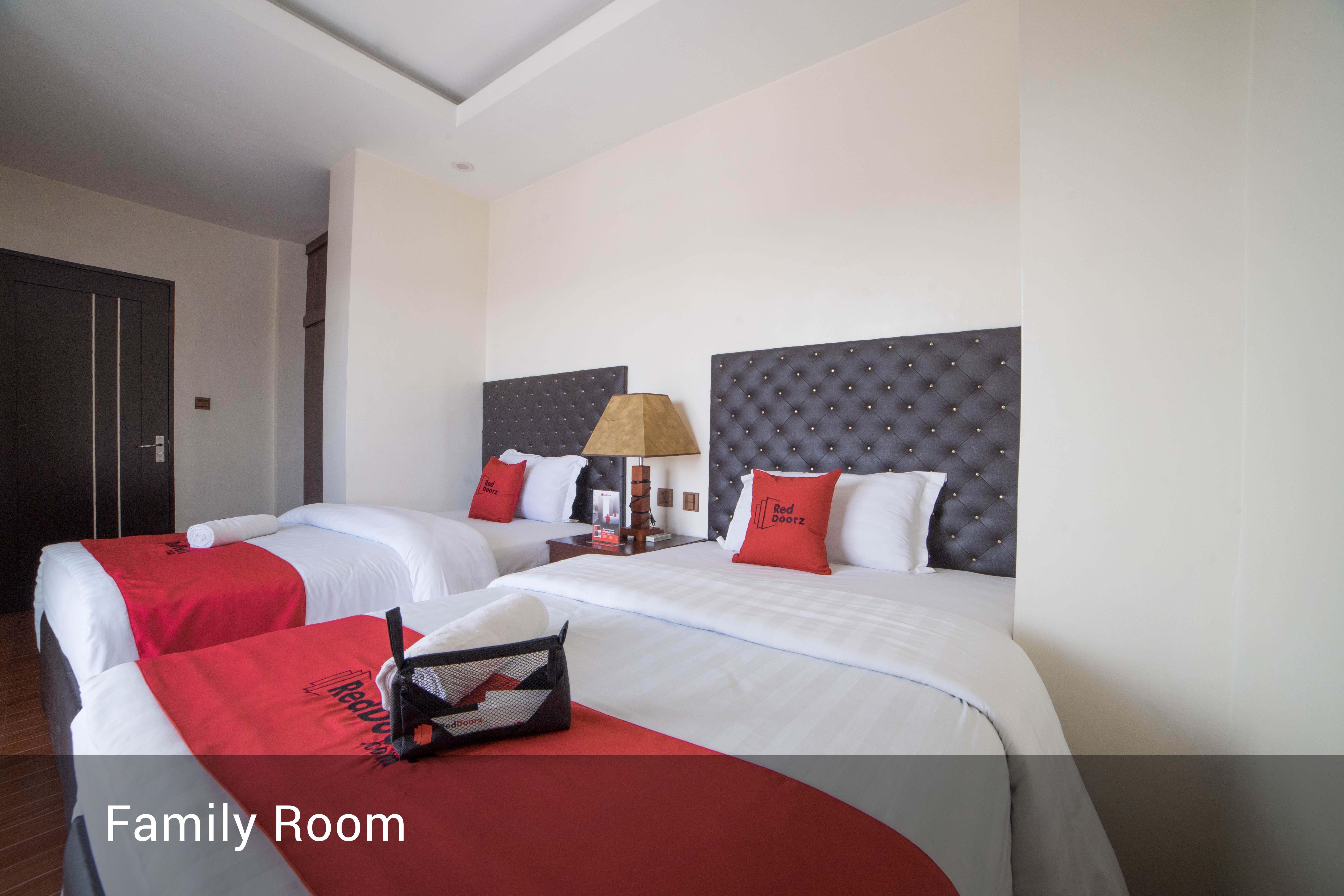 Reddoorz Plus @ Balibago Angeles City Εξωτερικό φωτογραφία