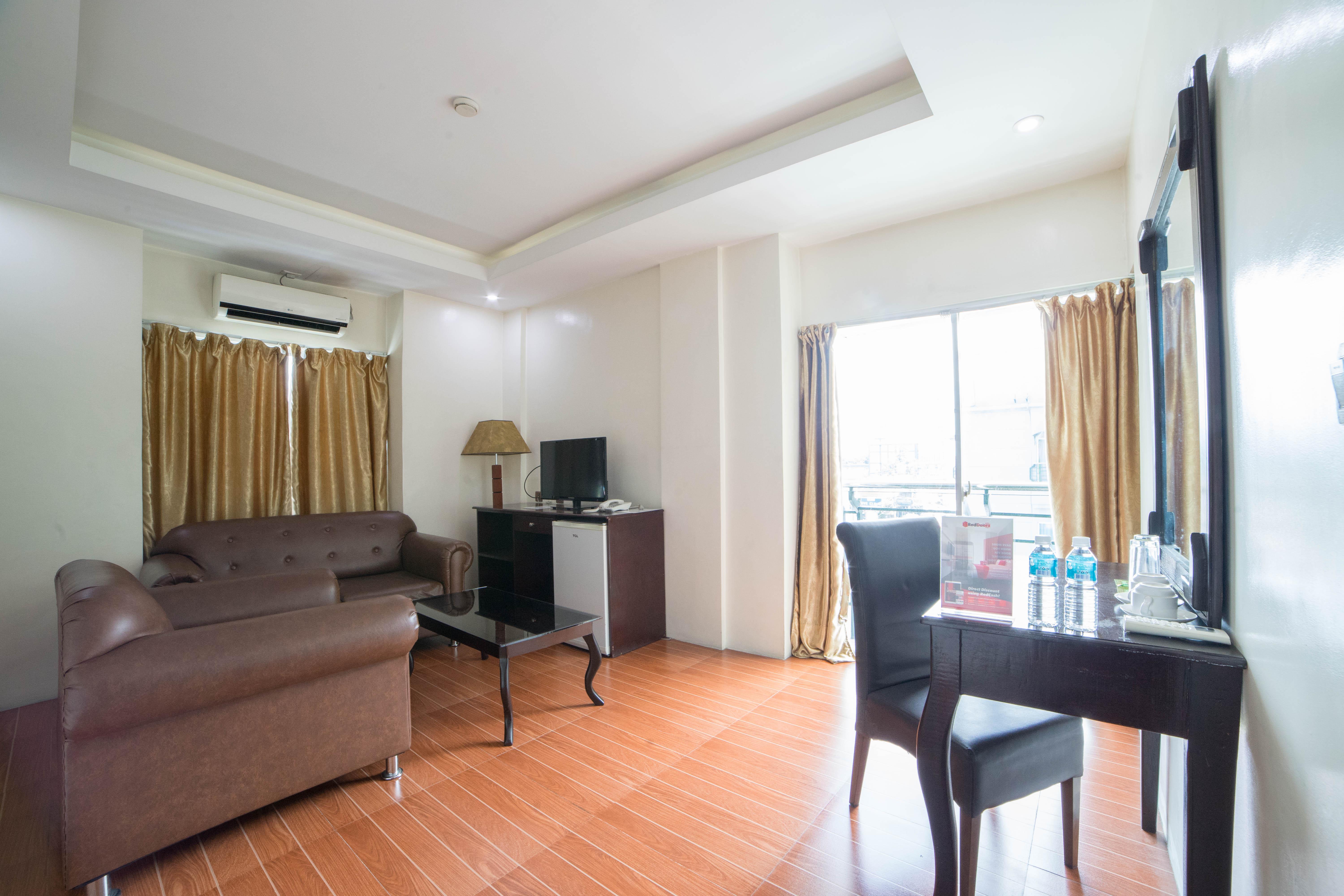 Reddoorz Plus @ Balibago Angeles City Εξωτερικό φωτογραφία
