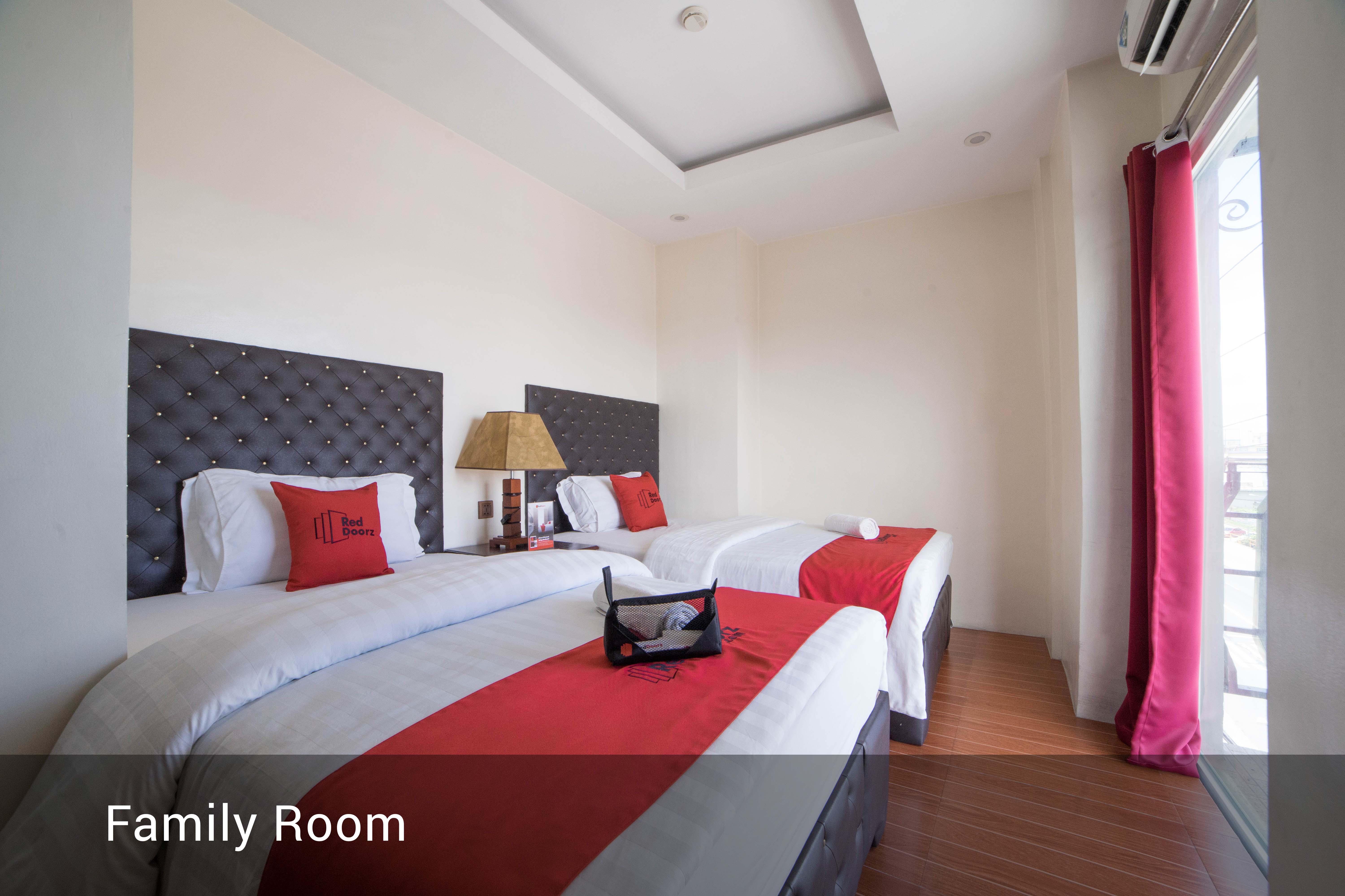 Reddoorz Plus @ Balibago Angeles City Εξωτερικό φωτογραφία