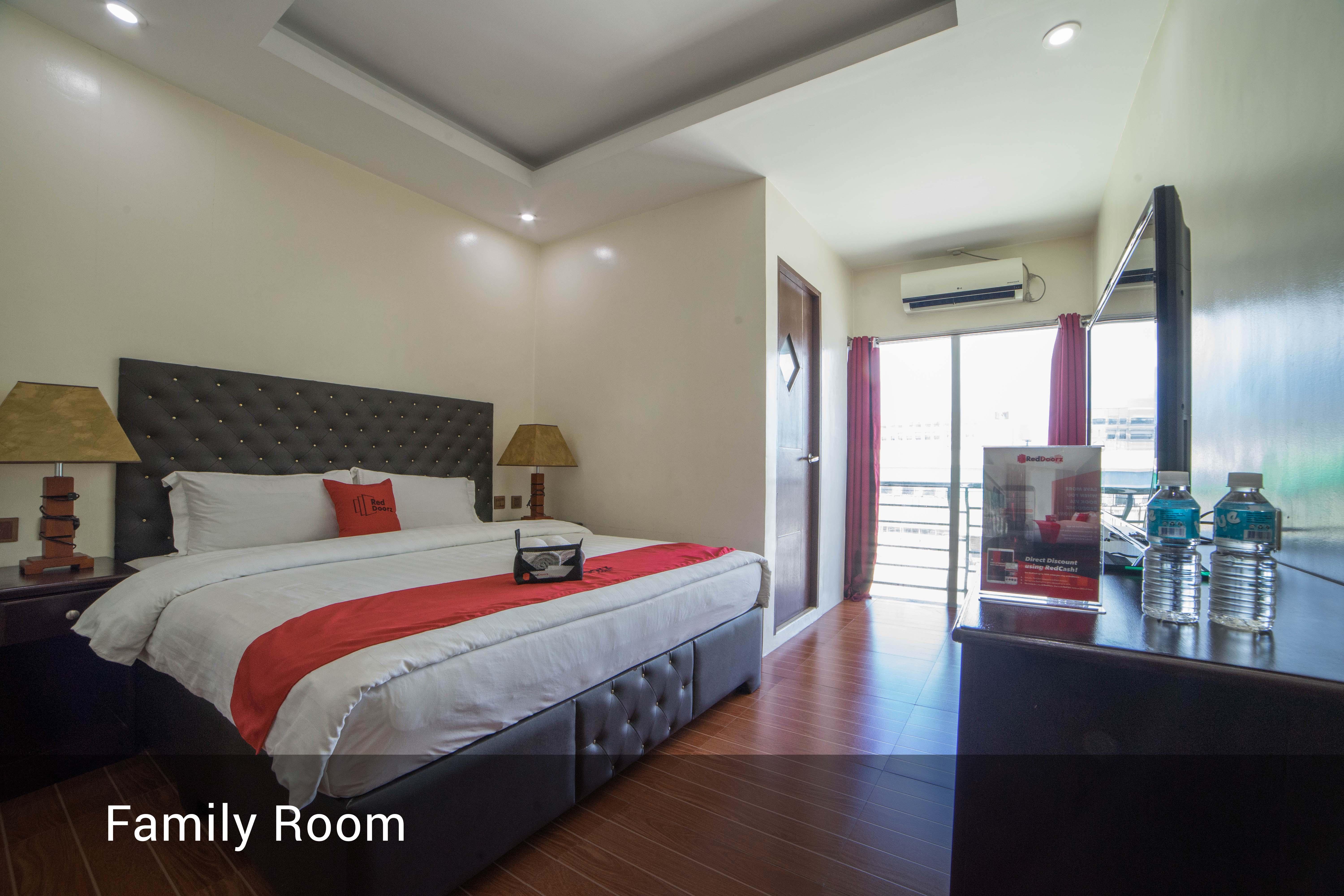 Reddoorz Plus @ Balibago Angeles City Εξωτερικό φωτογραφία