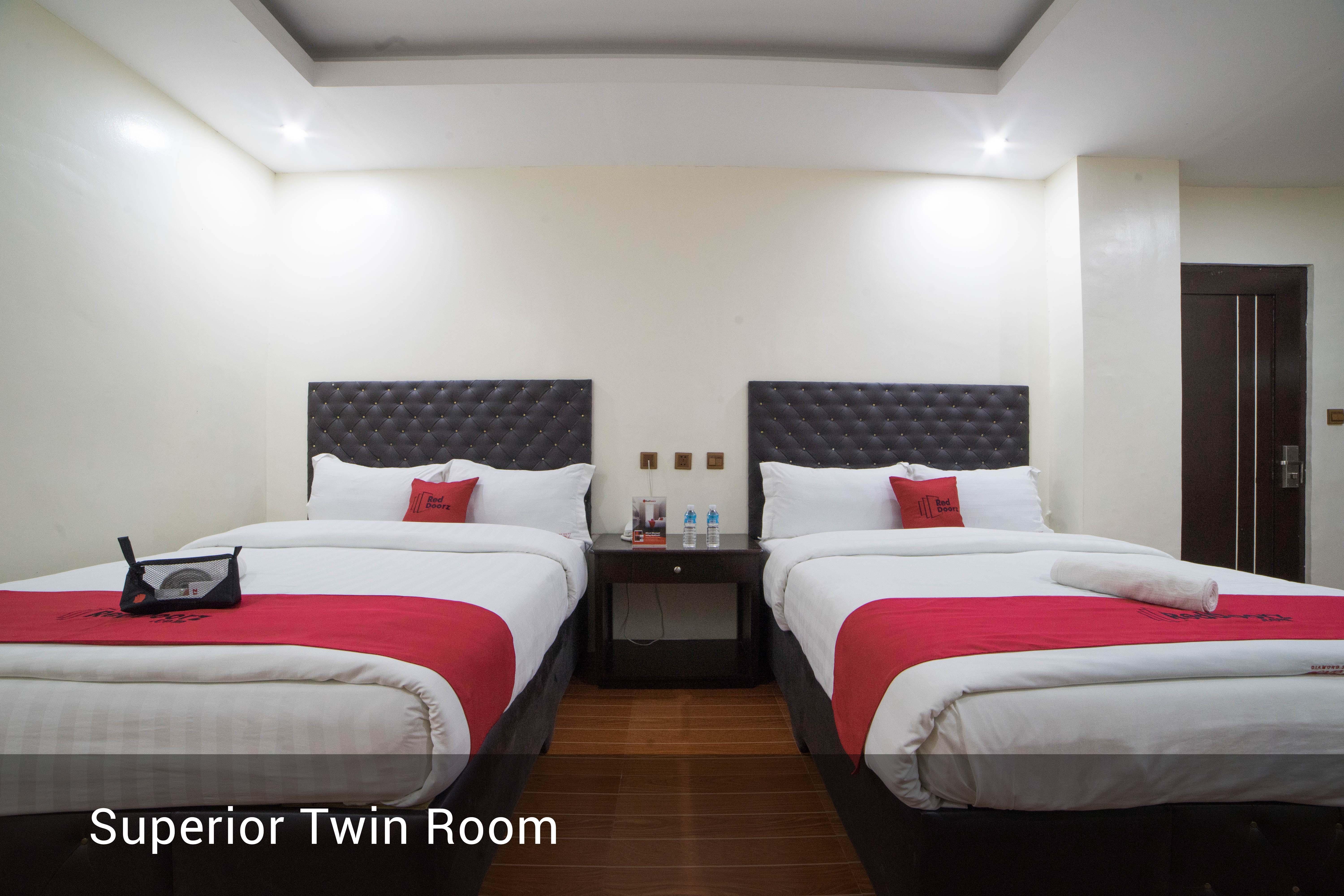 Reddoorz Plus @ Balibago Angeles City Εξωτερικό φωτογραφία