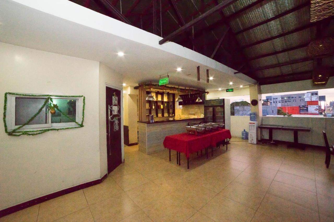 Reddoorz Plus @ Balibago Angeles City Εξωτερικό φωτογραφία